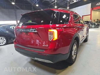 2024 Ford Explorer XLT - miniatura 3