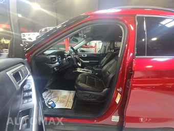 2024 Ford Explorer XLT - miniatura 6