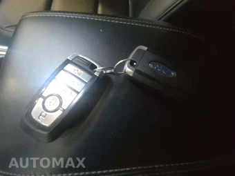 2024 Ford Explorer XLT - miniatura 8