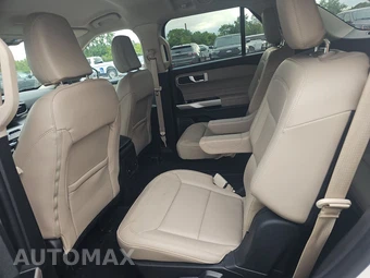 2024 Ford Explorer XLT - miniatura 13