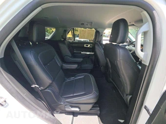 2024 Ford Explorer XLT - miniatura 17