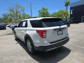 2024 Ford Explorer XLT - miniatura 2
