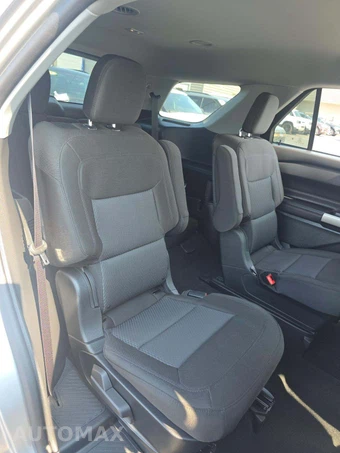 2024 Ford Explorer XLT - miniatura 17