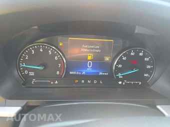 2024 Ford Explorer XLT - miniatura 9