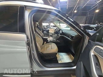 2024 Ford Explorer XLT - miniatura 19