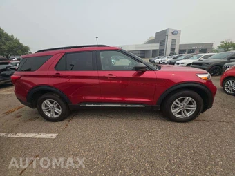 2024 Ford Explorer XLT - miniatura 4