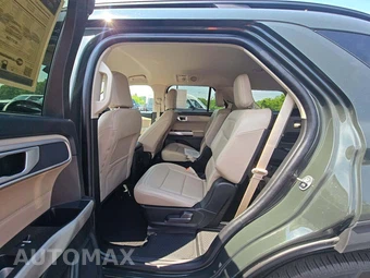 2024 Ford Explorer XLT - miniatura 10