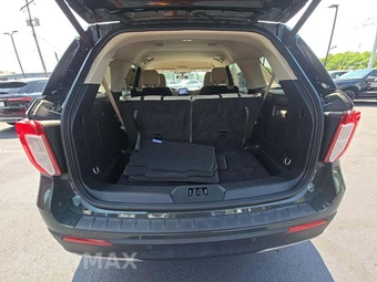2024 Ford Explorer XLT - miniatura 12