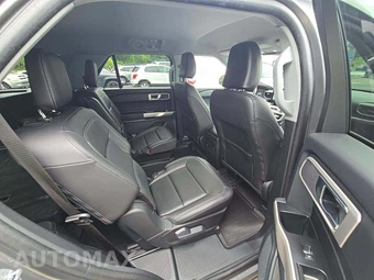 2024 Ford Explorer XLT - miniatura 17