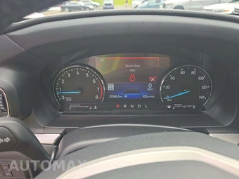 2024 Ford Explorer XLT - miniatura 9