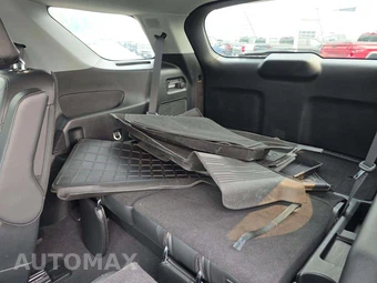 2024 Ford Explorer XLT - miniatura 11