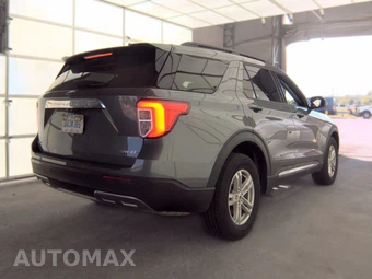 2024 Ford Explorer XLT - miniatura 4