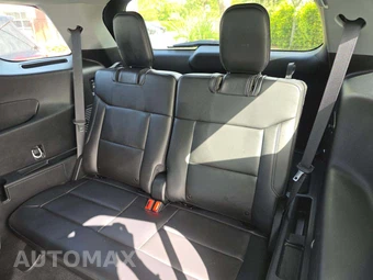 2024 Ford Explorer XLT - miniatura 11