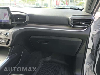 2024 Ford Explorer XLT - miniatura 17