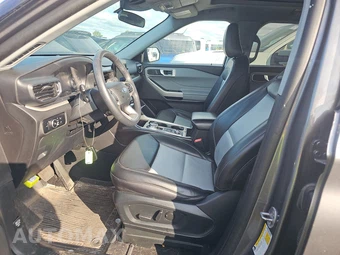 2024 Ford Explorer XLT - miniatura 5