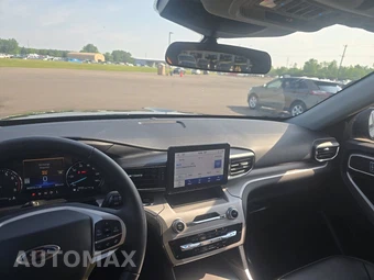 2024 Ford Explorer XLT - miniatura 11