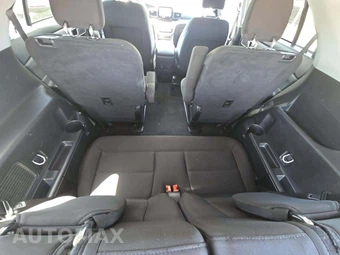 2024 Ford Explorer XLT - miniatura 11