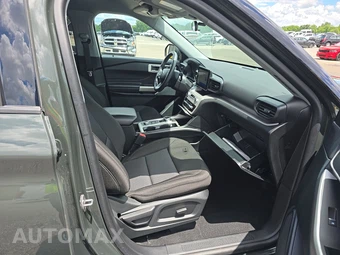 2024 Ford Explorer XLT - miniatura 8