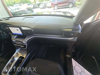 2024 Ford Explorer XLT - miniatura 20