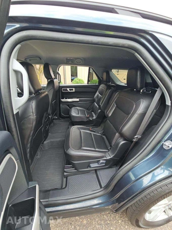 2024 Ford Explorer XLT - miniatura 10