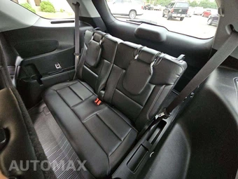 2024 Ford Explorer XLT - miniatura 11