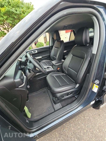 2024 Ford Explorer XLT - miniatura 3