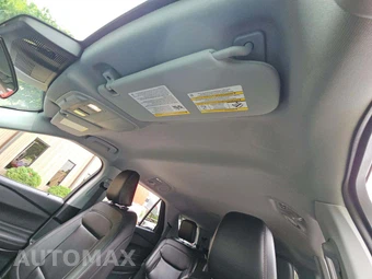 2024 Ford Explorer XLT - miniatura 8