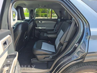 2024 Ford Explorer XLT - miniatura 10