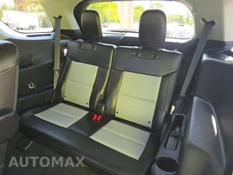 2024 Ford Explorer XLT - miniatura 11