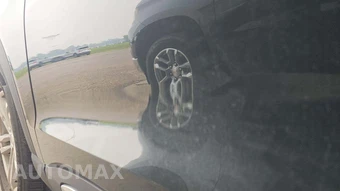 2024 Ford Explorer XLT - miniatura 34