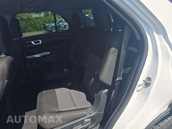 2024 Ford Explorer XLT - miniatura 13