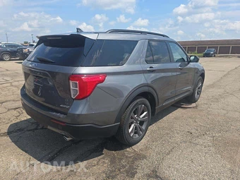 2024 Ford Explorer XLT - miniatura 3