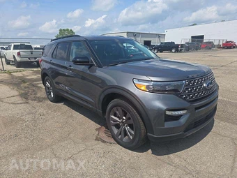2024 Ford Explorer XLT - miniatura 4