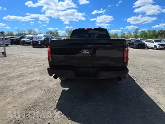 2024 Ford F-150 Hybrid Lariat Crew Cab Short Bed - miniatura 4