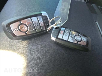 2024 Ford F-150 Hybrid Lariat Crew Cab Short Bed - miniatura 5