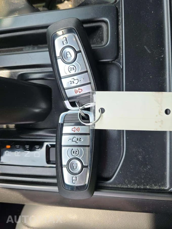 2024 Ford F-150 Hybrid Lariat Crew Cab Short Bed - miniatura 8