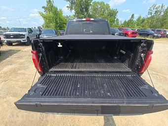 2024 Ford F-150 Hybrid Lariat Crew Cab Short Bed - miniatura 11