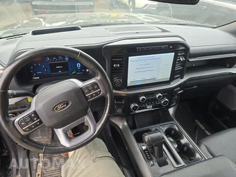 2024 Ford F-150 Hybrid Lariat Crew Cab Short Bed - miniatura 11