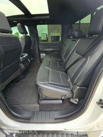 2024 Ford F-150 Hybrid Lariat Crew Cab Short Bed - miniatura 10