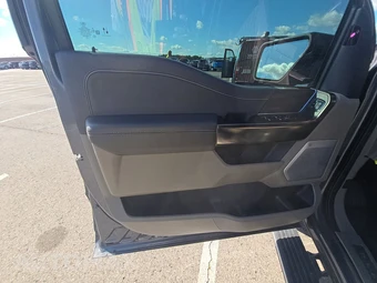 2024 Ford F-150 Hybrid Platinum Crew Cab Short Bed - miniatura 9
