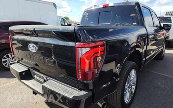 2024 Ford F-150 Hybrid Platinum Crew Cab Short Bed - miniatura 3