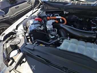 2024 Ford F-150 Hybrid XLT Crew Cab Short Bed - miniatura 30