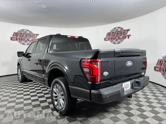 2024 Ford F-150 King Ranch Crew Cab Short Bed - miniatura 5