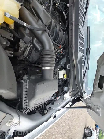 2024 Ford F-150 Lariat Crew Cab Medium Bed - miniatura 20