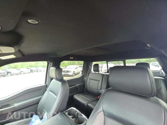 2024 Ford F-150 Lariat Crew Cab Medium Bed - miniatura 8