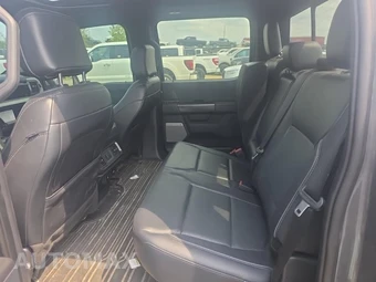 2024 Ford F-150 Lariat Crew Cab Medium Bed - miniatura 16