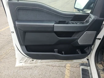 2024 Ford F-150 Lariat Crew Cab Medium Bed - miniatura 15