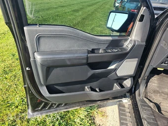 2024 Ford F-150 Lariat Crew Cab Medium Bed - miniatura 9