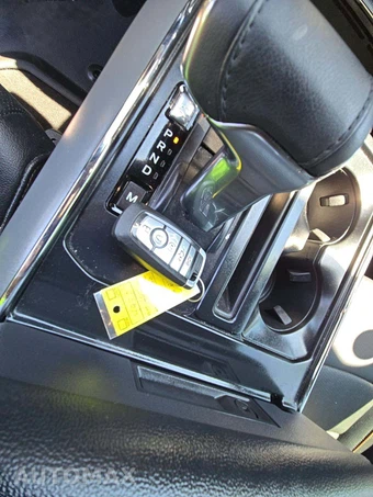 2024 Ford F-150 Lariat Crew Cab Short Bed - miniatura 5