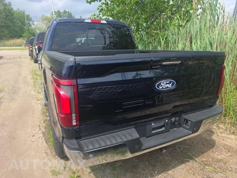 2024 Ford F-150 Lariat Crew Cab Short Bed - miniatura 5
